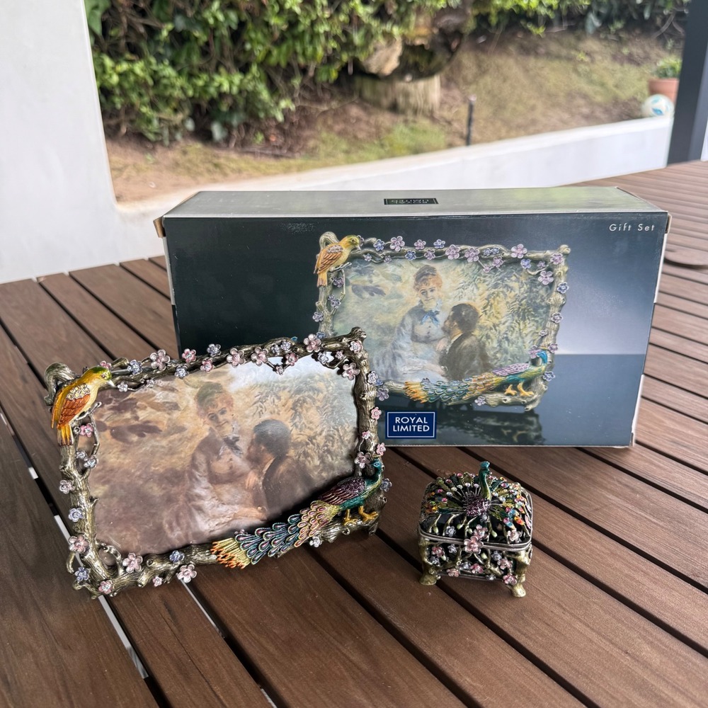 Royal Limited Jeweled Peacock Gift Set 4x6 Photo Frame and Trinket Box 613153